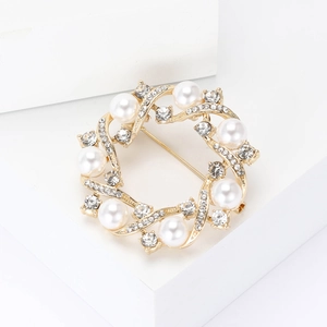 Elegant gold floral wreath brooch with white pearls and sparkling rhinestones for suits