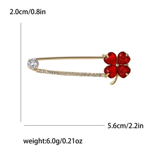 Broche trèfle à quatre feuilles dorée avec cristaux rouges et zircons, taille 5,6 cm