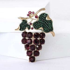 Elegante spilla a uva viola con foglie di strass verdi e lega di finitura dorata