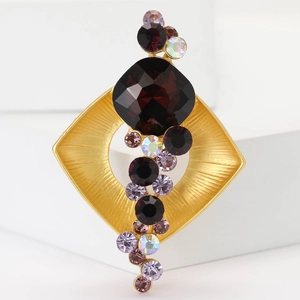 Broche Carrée en Alliage Vintage avec Strass pour Femmes Élégant Accessoire de Corsage Or Mat pour Fête Mariage Bijoux