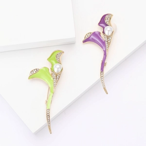 Broche Élégante en Arum Alliage Émail Épingle à Fleur Avec Fausse Künstliche Perle Strass pour Femmes Bijoux de Mariage et Fête