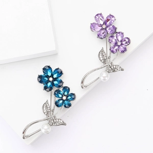 Broche Fleur en Alliage de Cristal de Luxe pour Femme Élégante Corsage Floral en Strass avec Künstliche Perle d'imitation pour Accessoires de Mariage et Banquet