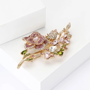 Elegante spilla a bouquet di rose in lega dorata con strass colorati per abbigliamento donna