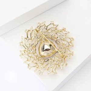 Detailed back view of a gold-plated copper zircon brooch featuring a secure pin clasp