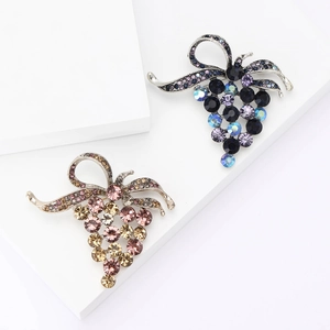 Broche Raisin en Alliage pour Femmes Avec Strass Étincelants Incrustés Épingle de Forme Fruit de Mode pour Costumes Cardigan Bijoux