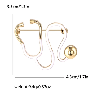 Broche stéthoscope créative en alliage, plaqué or et émail blanc, taille 4,3cm x 3,3cm