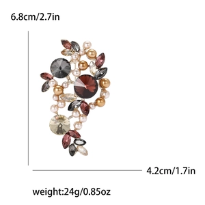 Vintage floral brooch with grey crystals and pearls for luxury women's suits