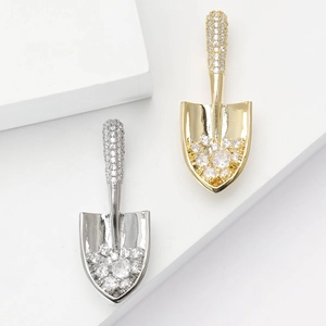 Creative Shovel Shape Brooch Copper Cubic Zirconia Micro Inlaid Fashion Suit Lapel Pin Jewelry Accessory For Women Men Gift
