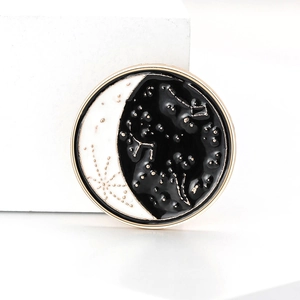 Alloy Enamel Starry Night Brooch Creative Constellation Moon Round Badge Pin For Suits Shirts Fashion Unisex Accessories