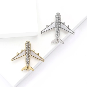 Creative Alloy Rhinestone Airplane Brooch Pin Fashion Aircraft Lapel Pin For Men Women Coat Suit Clothing Jewelry Gift