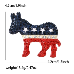 Broche âne à la mode avec strass rouges blancs bleus et dimensions précises