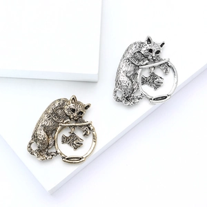 Vintage Legierung Katze Angeln Im Goldfischglas Brosche Tropföl Tier Strass Auge Reversnadel Für Anzug Pullover Schmuck Geschenk