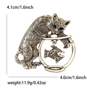 Vintage-Brosche aus Bronzelegierung mit Katze und Goldfischglas inklusive Maßen