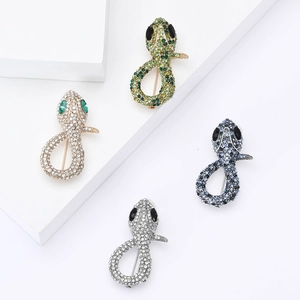 European American Style Alloy Snake Brooch Personalized Rhinestone Inlaid Animal Shape Breastpin For Men Women Clothing Jewelry Accessory
