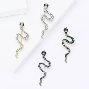 Vintage Mode Alliage Serpent Broche Strass Forme Animale Costume Manteau Revers Pin Polyvalent Bijoux Accessoire Pour Femmes Hommes