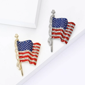 Creative Fashion Alloy Enamel American Flag Brooch Exquisite Rhinestone Patriotic Pin For Men Women Apparel Accessories Jewelry Gift