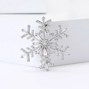 Exquisite silver snowflake brooch with cubic zirconia crystals for women's elegant suits