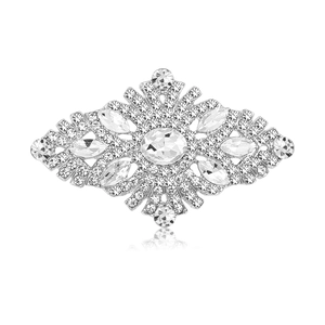Exquisite Alloy Vintage Court Rhinestone Brooch For Women High End Temperament Shawl Suit Corsage Jewelry Pin Gold Silver