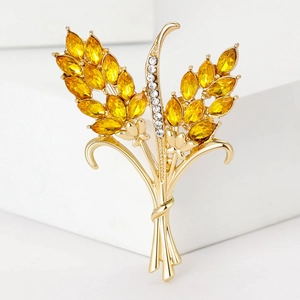 Elegant wheat stalk brooch with gold alloy, yellow crystals and white rhinestones