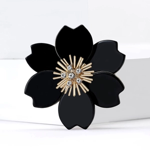 Elegant black acrylic flower brooch with gold stamen and crystals for women's suits