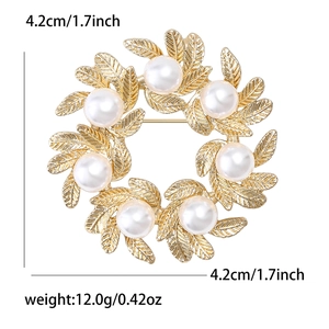 Elegant gold leaf wreath brooch with white pearls for women 4.2cm diameter