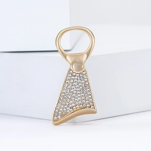 Creative gold alloy soda tab brooch featuring sparkling rhinestones for men and women