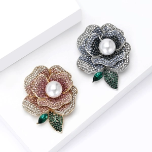 Elegant Chinese style peony flower brooch with rhinestones and pearl for women's apparel