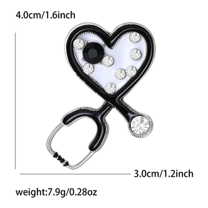 Broche stéthoscope cœur élégante avec strass et alliage d'huile pour femmes