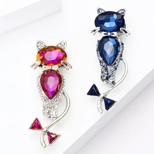 Elegant cat brooch pins with faceted crystals and sparkling rhinestones for women