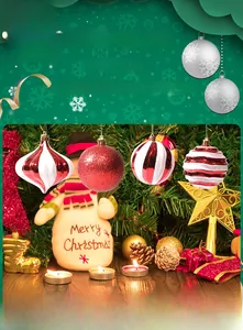 Details von roten und weißen Weihnachtskugeln mit Streifen und Glitzermustern