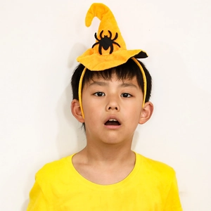 Halloween headband featuring a yellow wizard hat with a spider for party costumes
