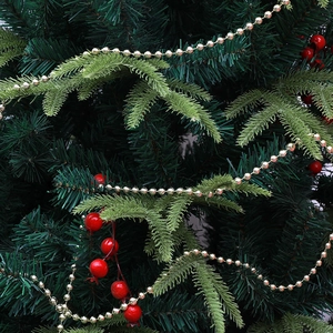 Christmas tree decoration set with 0.77cm gold bead chain and red berries garland