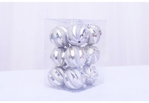 Set of 9 silver striped Christmas balls in transparent packaging for tree decoration