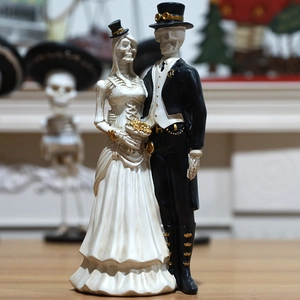 Steampunk skeleton bride and groom wedding figurines for Halloween party table decor