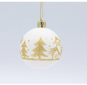 Détail de boule de Noël blanche avec motif maison enneigée et forêt à paillettes