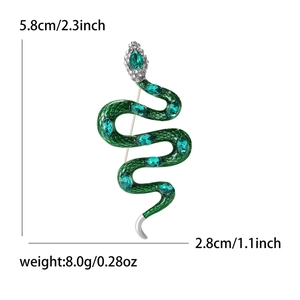 Broche serpent vintage en émail vert avec gemmes et cristaux pour vestes et sacs