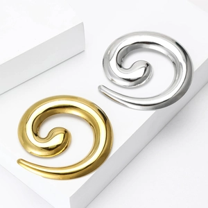 Minimalist spiral snail-shaped stainless steel brooches in polished gold and silver finishes