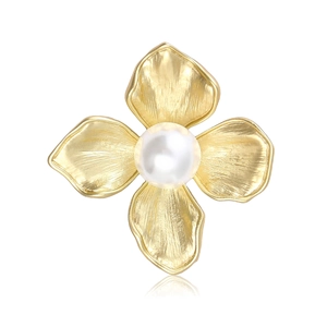 Elegant Flower Brooch Pin Alloy Brushed Gold With Large White Artificial Pearl Minimalist Fashion Jewelry Accessories For Women