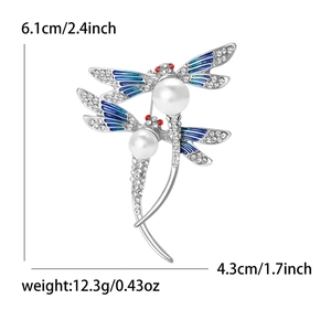 Élégante broche double libellule en émail avec ailes bleues et perles blanches, 6.1x4.3cm