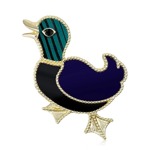 Fashion Alloy Cartoon Duck Brooch Colorful Enamel Animal Breastpin With Rhinestone Eye Women Jewelry Accessory For Suit Coat
