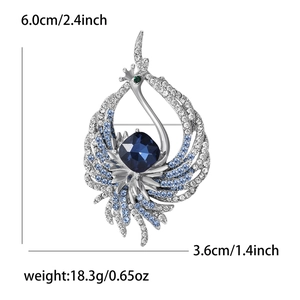 Elegante spilla a pavone con strass blu e cristallo sfaccettato, misura 6,0cm x 3,6cm