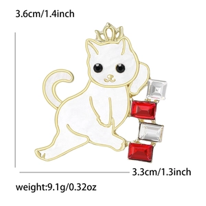 Cute white cat brooch with gold crown and crystals, dimensions 3.6cm by 3.3cm