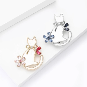 Minimalist cat brooches with crystals in gold and silver finish for suits and sweaters