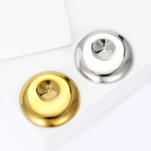 Spille minimaliste tonde a cupola con vortice in metallo lucidato oro e argento