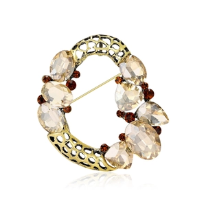 Vintage Hollow Circular Wreath Brooch Luxury Alloy Rhinestone Geometric Pin For Women Fashion Jewelry Accessories Gift