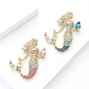 Elegante zeemeermin broche met gradiënt kristallen en waterdruppel hoofdsteen