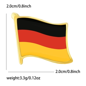 German flag enamel brooch with gold metal edges and dimensions of 2.0cm and 3.3g
