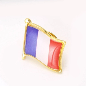 French flag brooch pin in gold-plated metal with wavy design for men and women