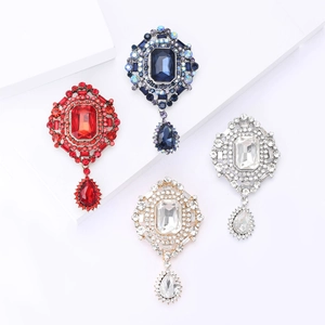 Luxurious vintage glass pendant brooches in multiple colors for women suits