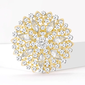 Lussuosa spilla a girasole dorata con brillanti cristalli di zirconia per signora